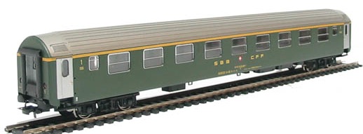 L.388114_1.JPG
