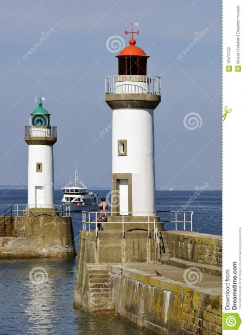 port-de-phares-de-le-palais-la-belle-ile-dans-le-fran-15407652.jpg