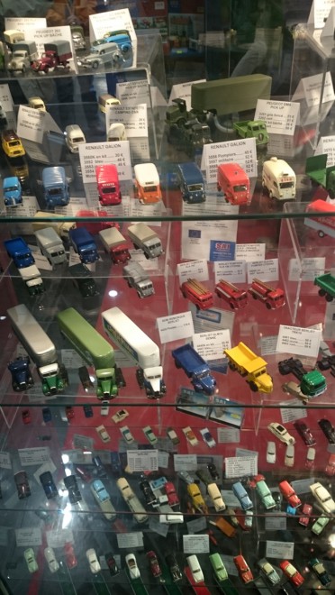 Vitrine1.jpg