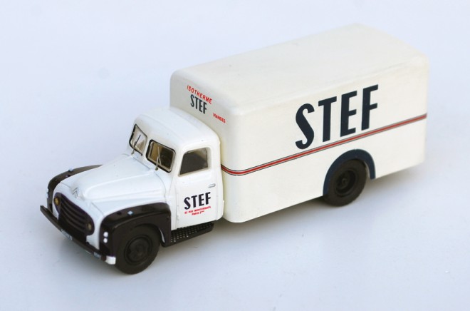 RT87-RO1008_55fourg-Stef-4w.jpg