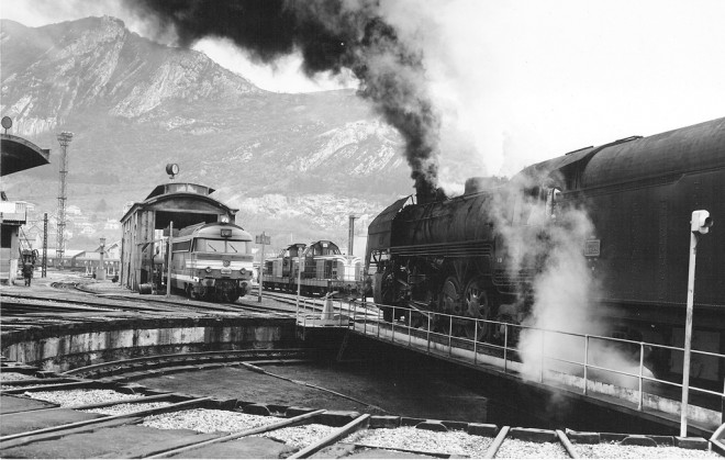 141 R 1271 - Grenoble Fevrier 1971.jpg