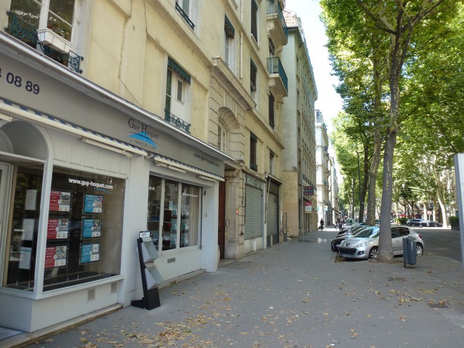 P1110748_lt.jpg