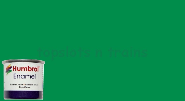 Humbrol 2 vert emeraude 01.jpg