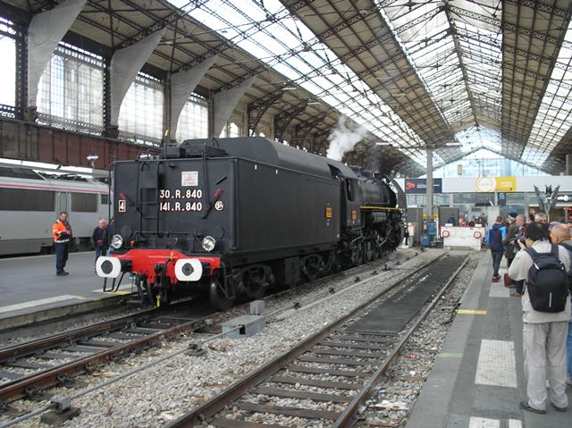 R 840 008.JPG