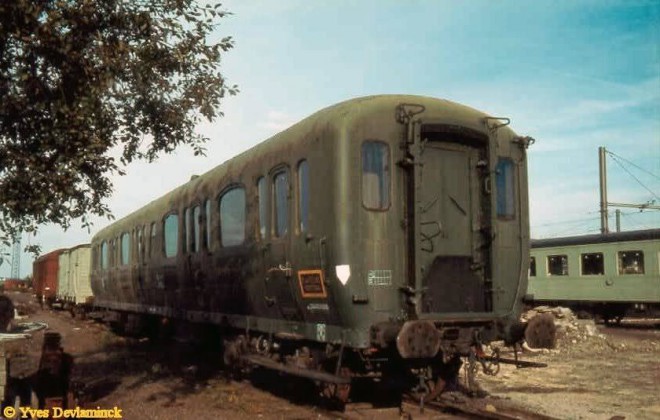 YD_SNCB_C7_Mons_801005_ex Nord-Belge.jpg