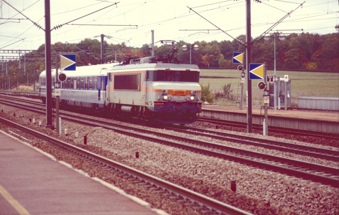 22379 LGV Montchanin 14102002.jpg