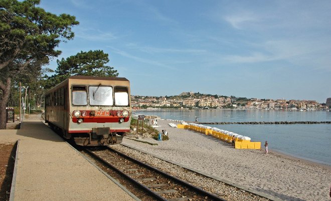 Train-Corse-2009-0086brw.jpg