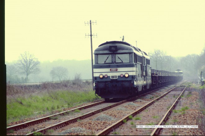 BB 67564 + 67574 et 72089 en pousse - PN4 de hautefond - 14.04.1996.jpg