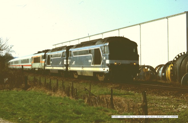 BB 67363 + 67305 + 22205cv - Bourg-en-Bresse - 22.03.2002.jpg
