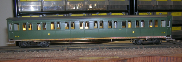 E1.jpg