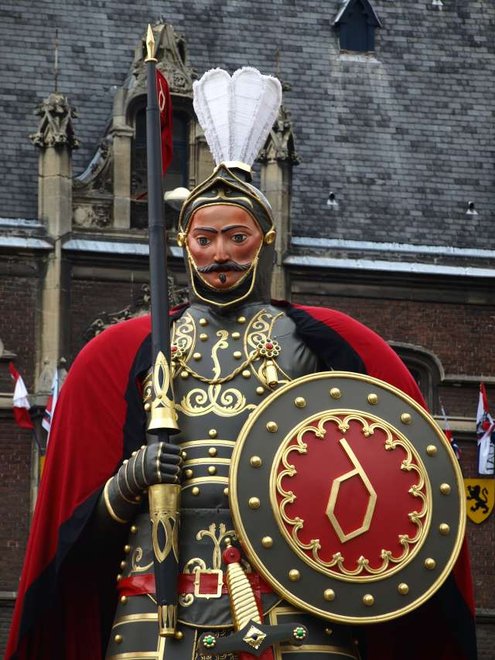 GAYANT (2).jpg