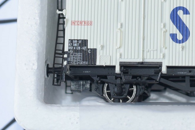 Wagon-couvert-LSM-LS-Models-SNCF-Standard-STEF-_57_HO 30005 R 2_1.jpg