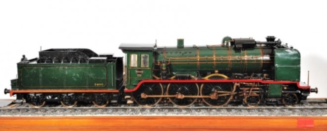 HLv 9.001 avec tender_TW 2616c.jpg