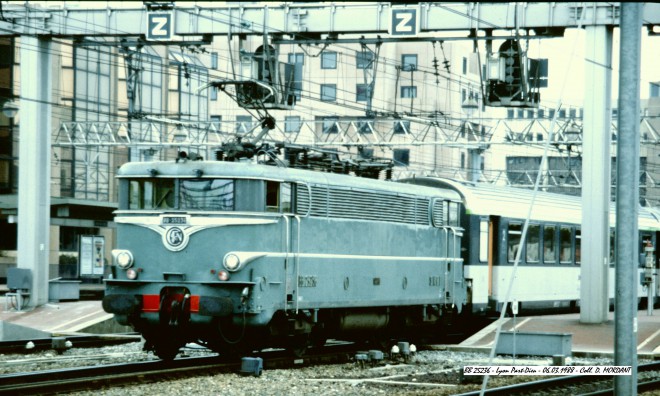 BB 25236 - Lyon - 06.03.1988.jpg