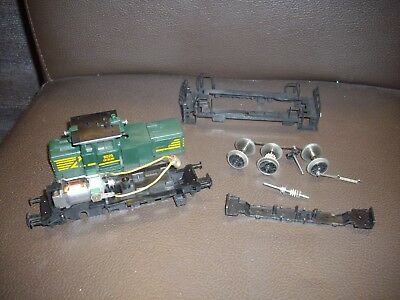 Jouef-HO-locotracteur-diesel-C-8025-ABR-SNCB.jpg