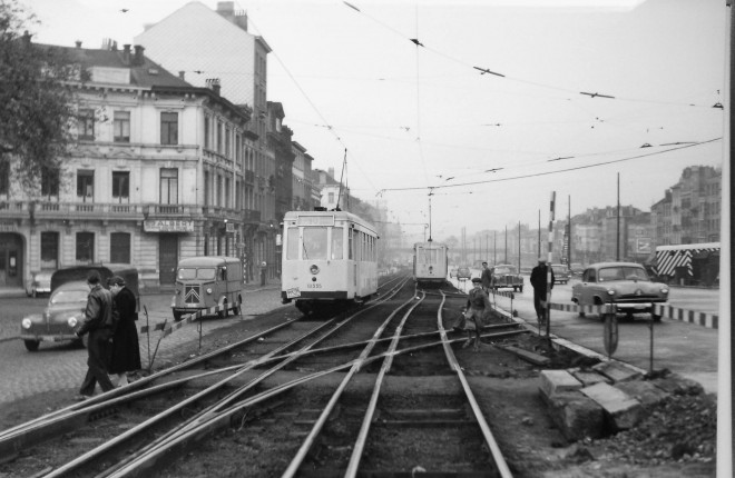 SNCV-STIB double écartement.jpg