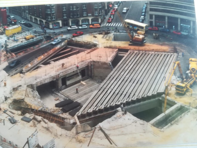 Bruxelles - Rond point Schuman vu depuis le toit du Berlaymont_Jean-Pierre Deguine-FB vx Bxl.jpg