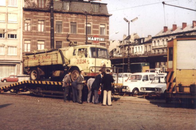 Bruxelles - Place Sainctelette - vers 1976_Christian Vanitterbeek FB trms Bxl.jpg
