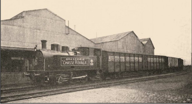 Bruxelles - Etterbeek station Petillon_Luc Walravens FB si le train.jpg