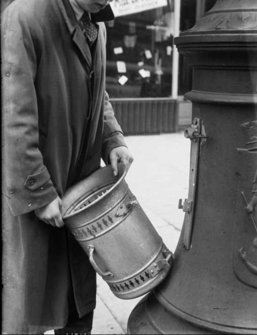 Bruxelles - poubelle_2_Roland Coppens FB Vx Bxl.jpg