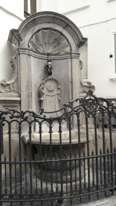 Manneken-pis-20200618.jpg