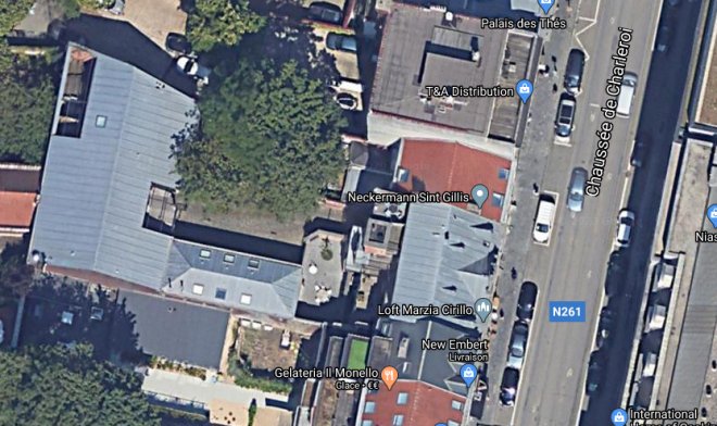 Bruxelles - Chaussée de Charleroi 31-33 chemins de fer_vu du ciel_GoogleMaps.PNG