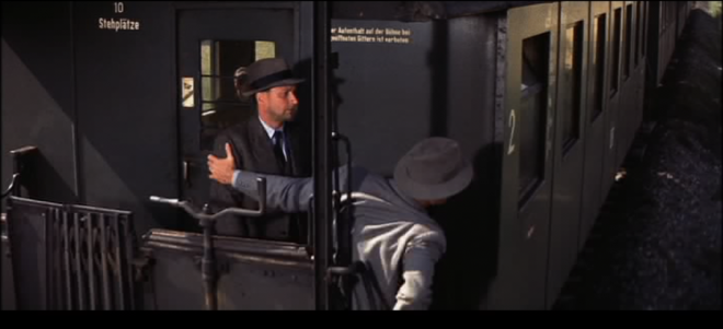 TheGreatEscape_le saut du train.PNG