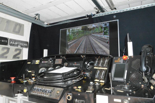 BB 22200 SNCF_67369368_514290035993098_1730485075662864384_n.jpg