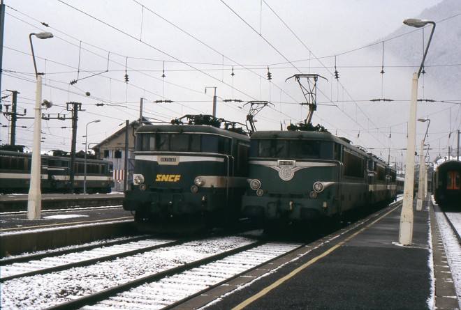 BB 25173 - BB 25185 en 1987.jpg