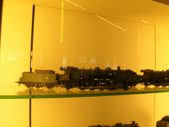 stand3.jpg