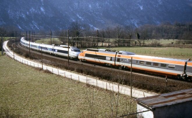TGV 03 TGV 87 Montferrand Torcieu 25-02-1996-11648.jpg