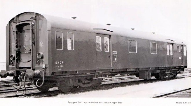 fourgon Dd4 myfi 1961 métalisé ouest.jpg
