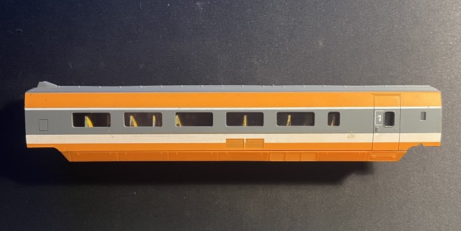 Voiture intermediaire 1.jpg