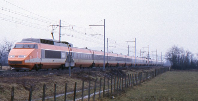 TGV 29 N°23057 Ambronay PN 43 15-02-1992-6460.jpg