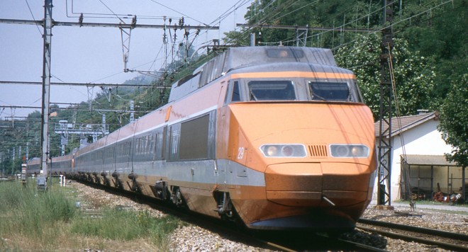 TGV 29 N°23058 Feyzin 02-07-1994-9809.jpg