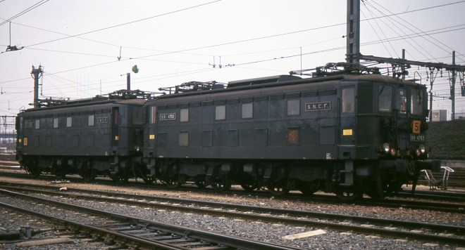 BB 4753 Tours St Pierre 25-03-1991-5162.jpg