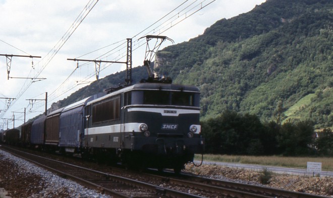 BB 25182 Torcieu 06-1989-1978.jpg