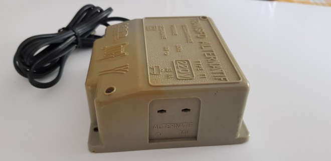 TRANSFO JOUEF 14V AC 01.jpg