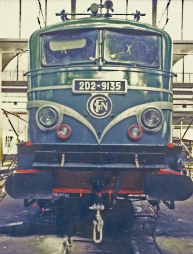 2D2-9135-01bw.jpg