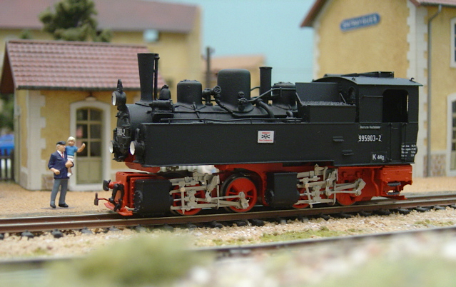 99-5903a.jpg