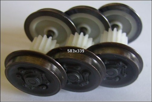 Jouef HJ2042-13 essieux moteur CC 7100 01.jpg