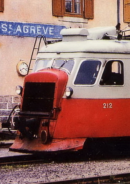 x5 Autorail Billard  A 150 D 212 1967 CFD St Agrève  Ol Geerinck_redimensionner.jpg