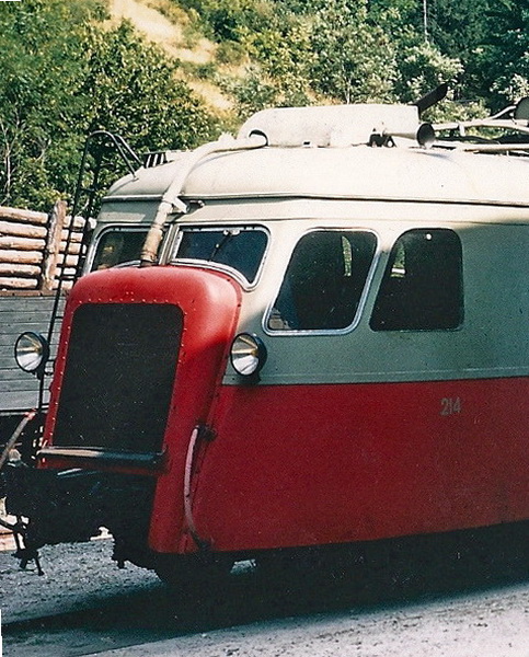 x6 Autorail Billard A 150 D 214 1961-7 col J Royer sc0008343e01_redimensionner.jpg