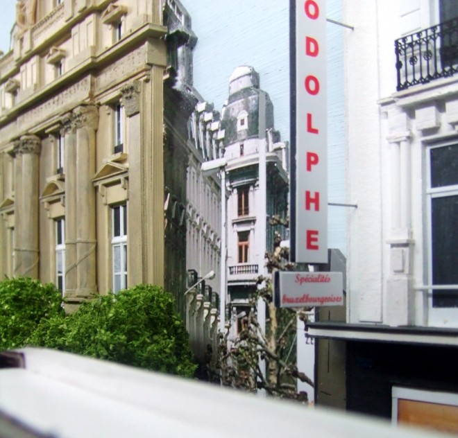 Place Albert arborée-3 110618.JPG