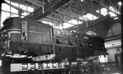 2D2-9135-RL--3-8bw.jpg