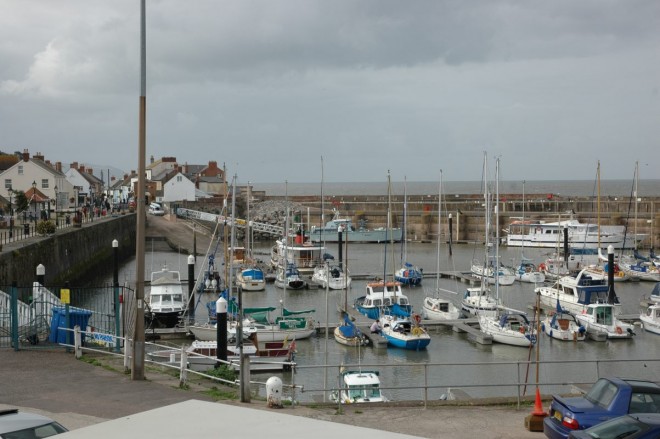 2011-09-22-0111-watchet_1.jpg