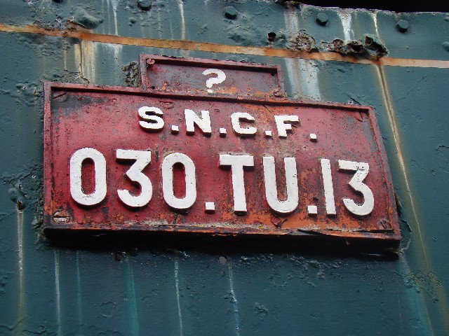 030TU-01.JPG