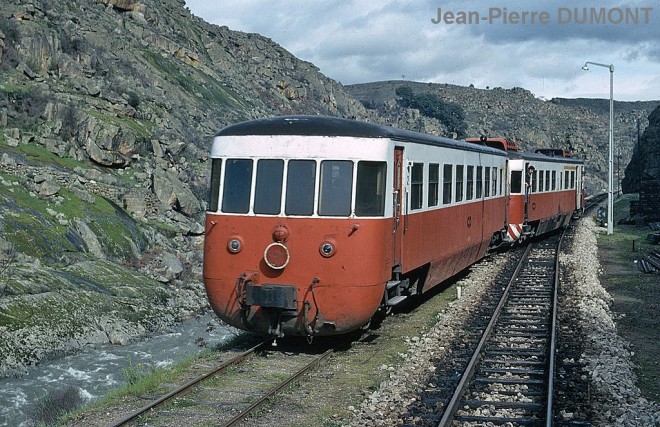 77-03-604portug-mirandela-tua.jpg