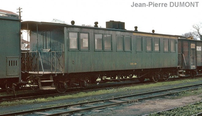 77-03-824portug-porto.jpg