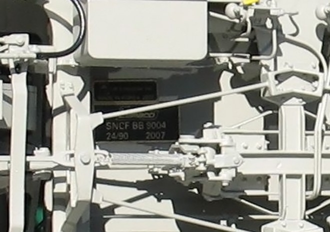 BB9004-008r.jpg